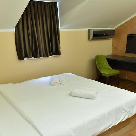 Apartmani Mali Vikend Βελιγράδι Εξωτερικό φωτογραφία