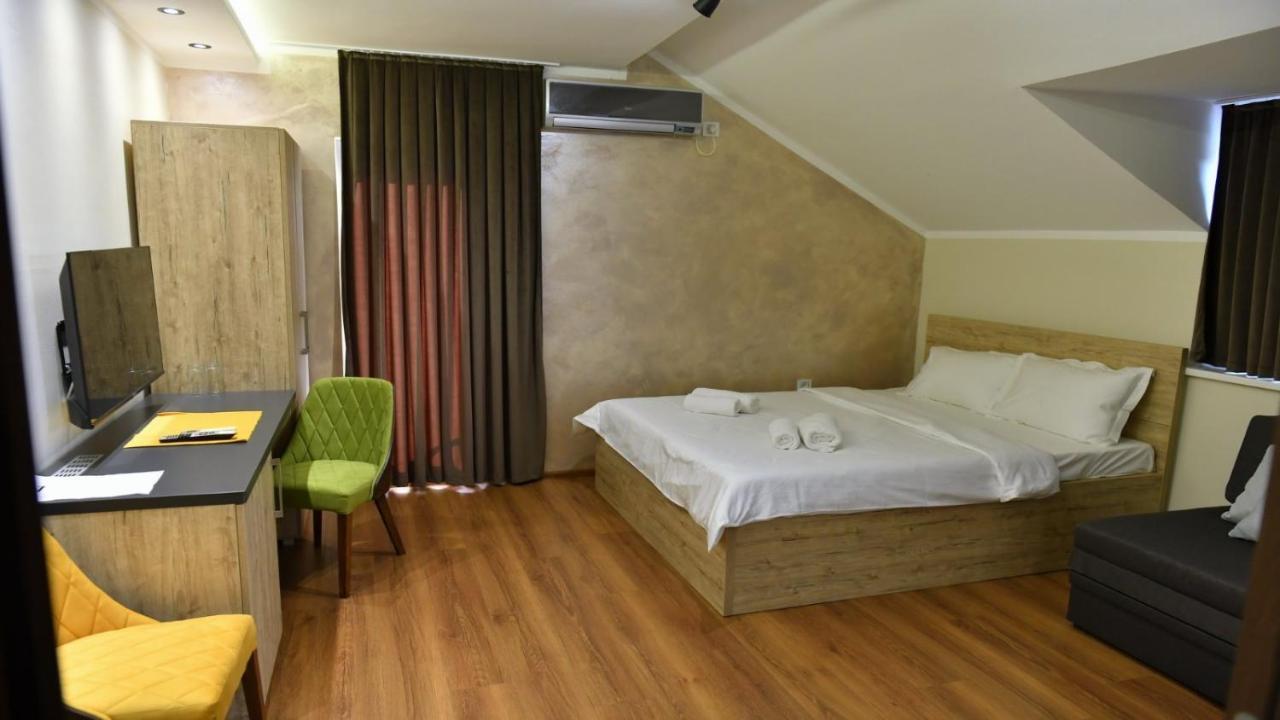 Apartmani Mali Vikend Βελιγράδι Εξωτερικό φωτογραφία
