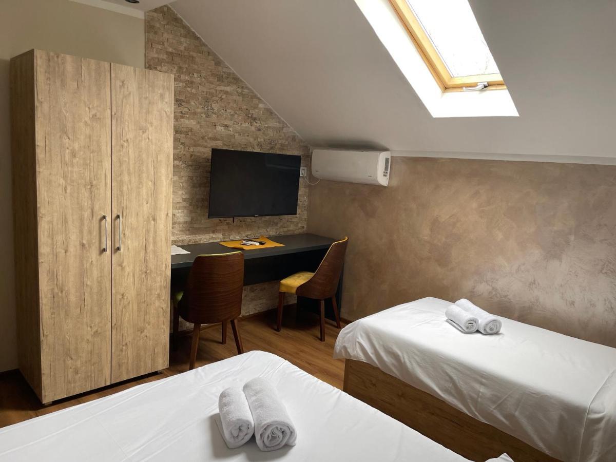 Apartmani Mali Vikend Βελιγράδι Εξωτερικό φωτογραφία